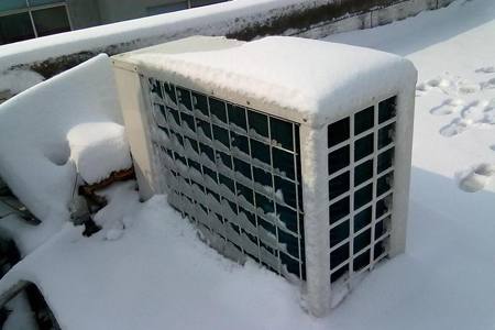 空气能热泵如何解决结霜天气问题